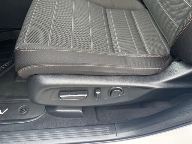 Certified 2025 Honda CR-V Sport image 11