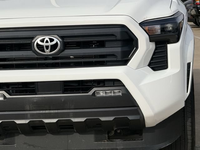 Used 2026 Toyota Tacoma SR5 RWD image 6
