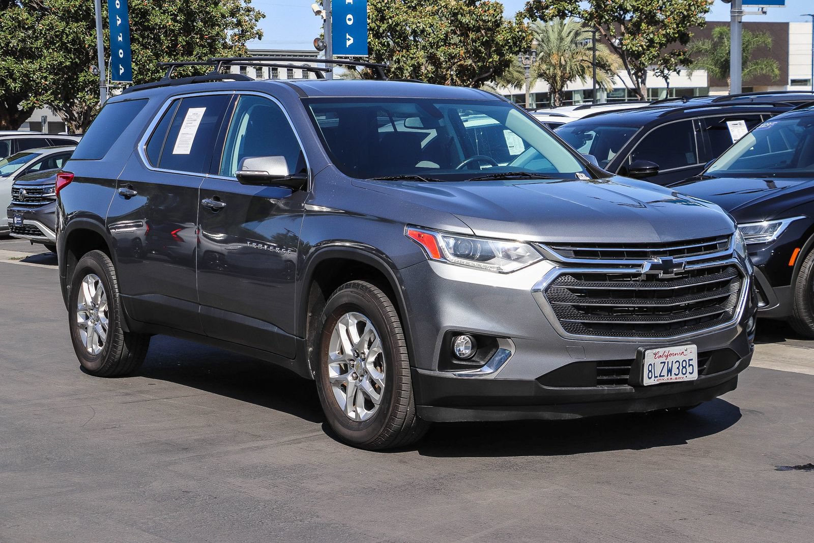 Used 2019 Chevrolet Traverse LT FWD image 3