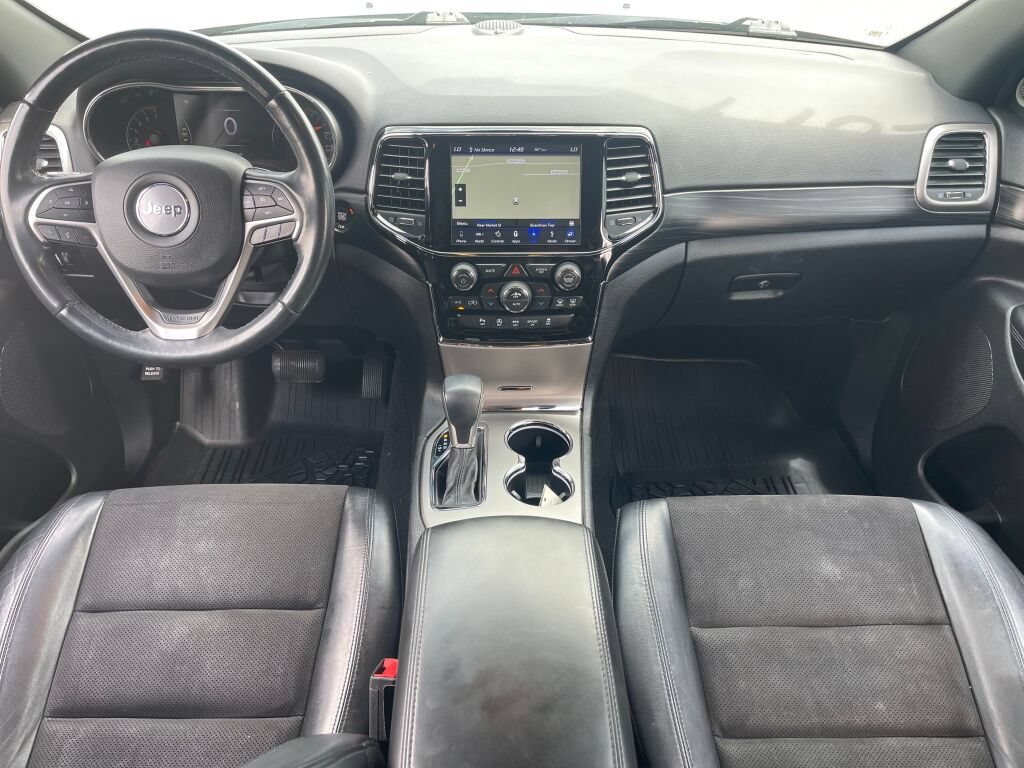 Used 2019 Jeep Grand Cherokee Altitude AWD/4WD image 32