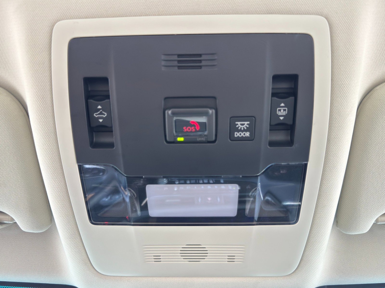 Used 2025 Lexus ES 350 Ultra Luxury w/ Accessory Package (Z1) image 39