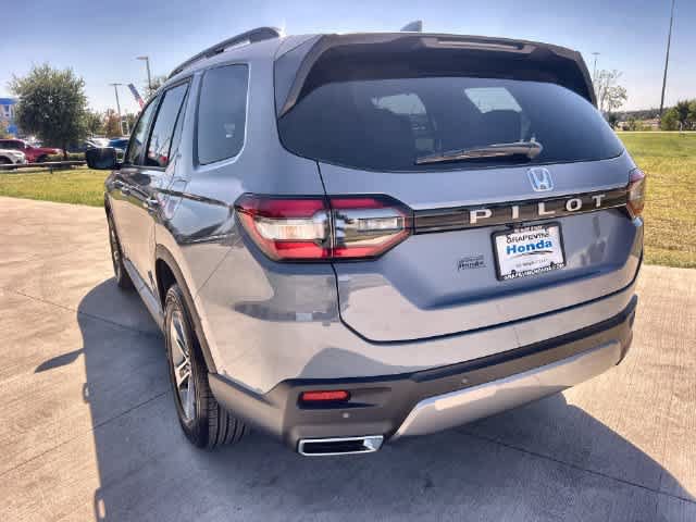 Certified 2026 Honda Pilot EX-L image 5
