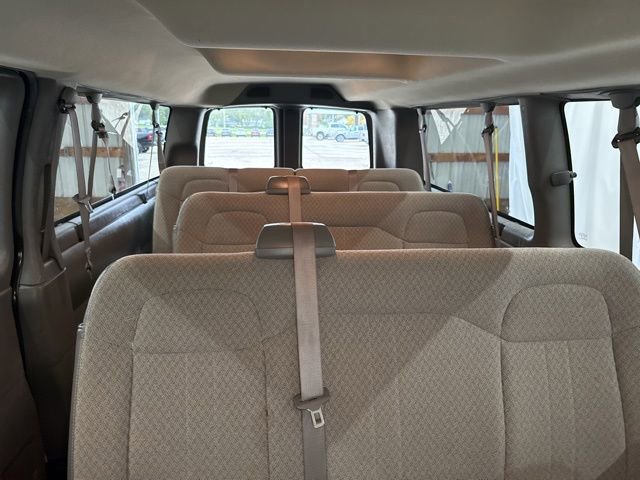 Used 2017 Chevrolet Express 3500 LT w/ LT Preferred Equipment Group image 26