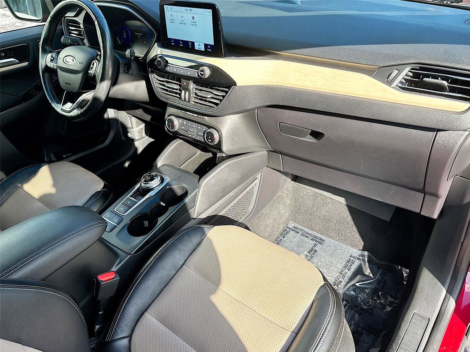 Used 2022 Ford Escape Titanium w/ Titanium Elite Package image 33