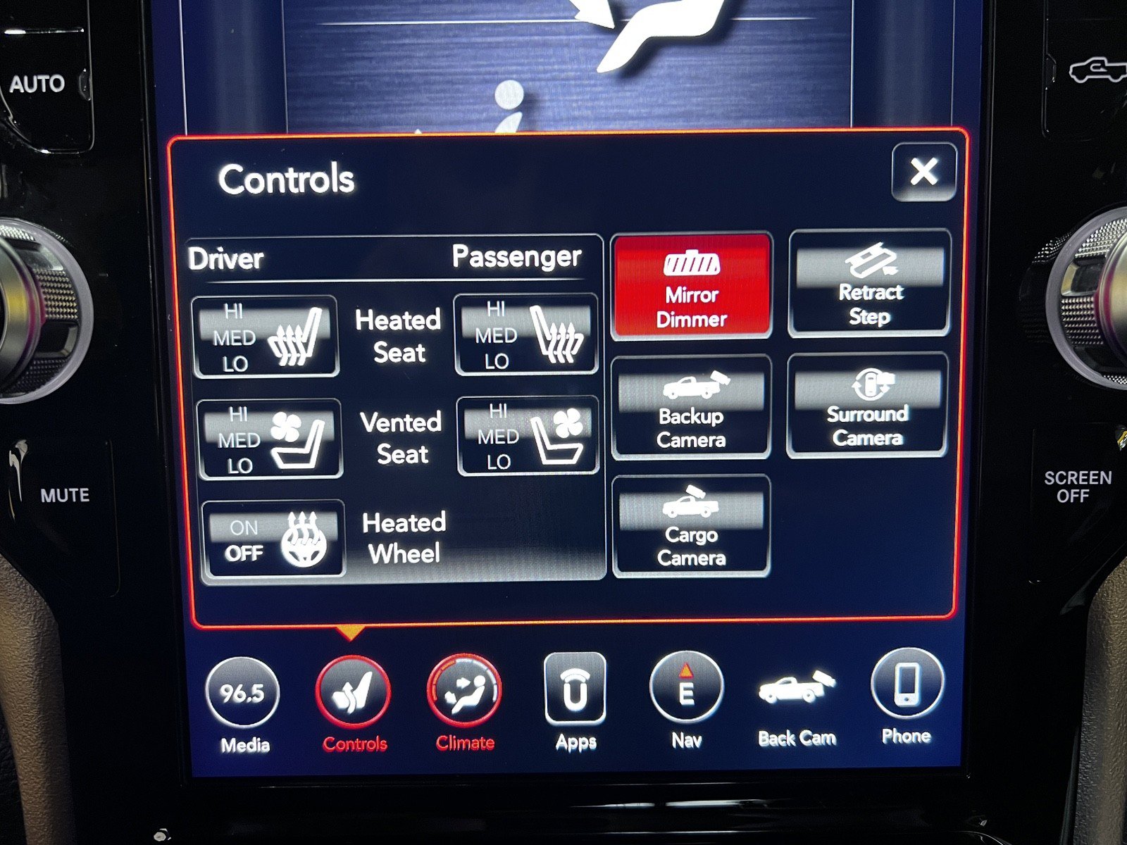 Used 2020 RAM 3500 Laramie image 21