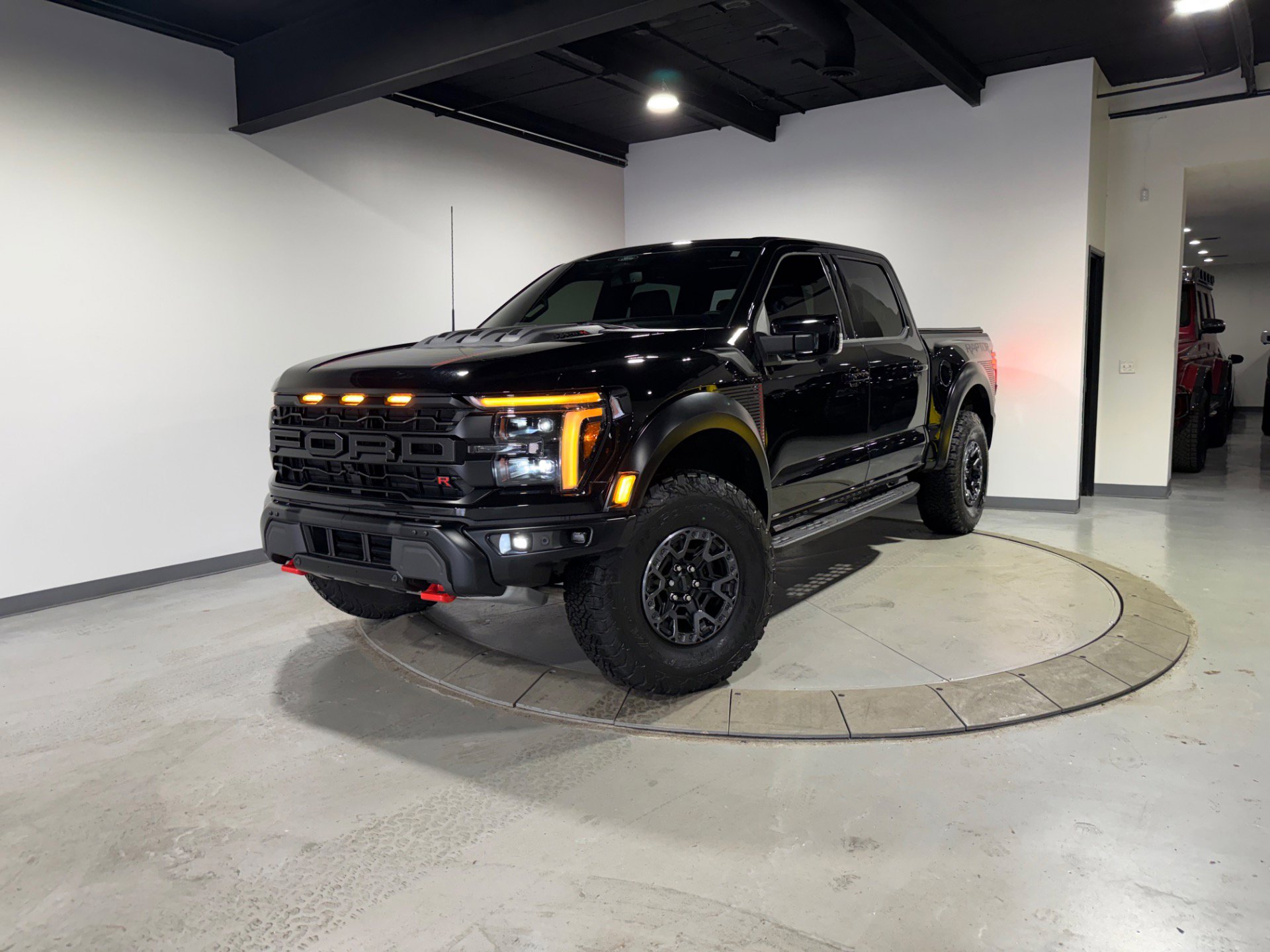 Used 2025 Ford F150 Raptor w/ Equipment Group 803A Raptor R image 3