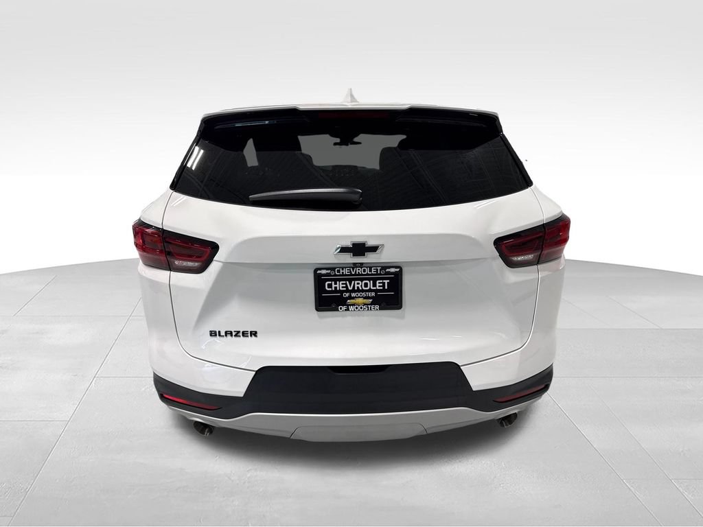 Used 2023 Chevrolet Blazer LT FWD image 47