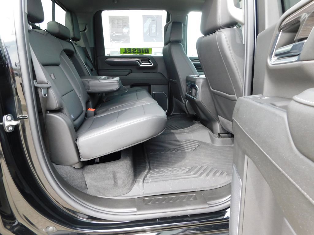 Used 2024 Chevrolet Silverado 2500 LTZ w/ LTZ Plus Package image 28