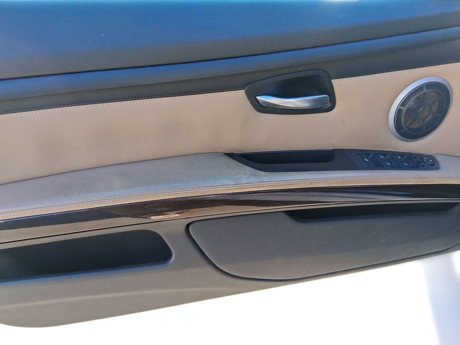 Used 2010 BMW M3 Convertible image 20