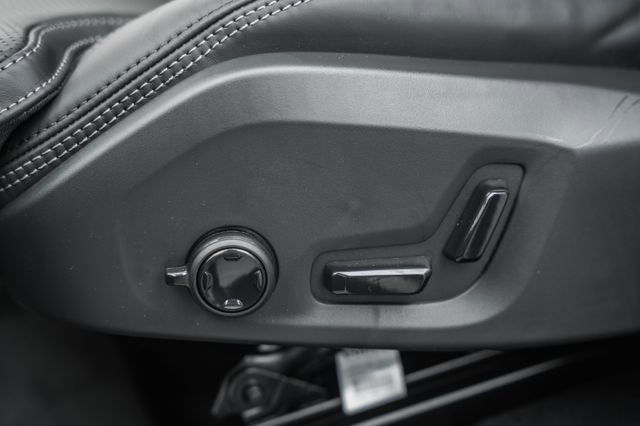 New 2026 Volvo XC60 B5 Ultra w/ Protection Package Premier image 37