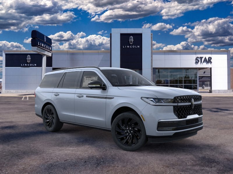 New 2026 Lincoln Navigator Reserve w/ Jet Appearance Package AWD/4WD image 7