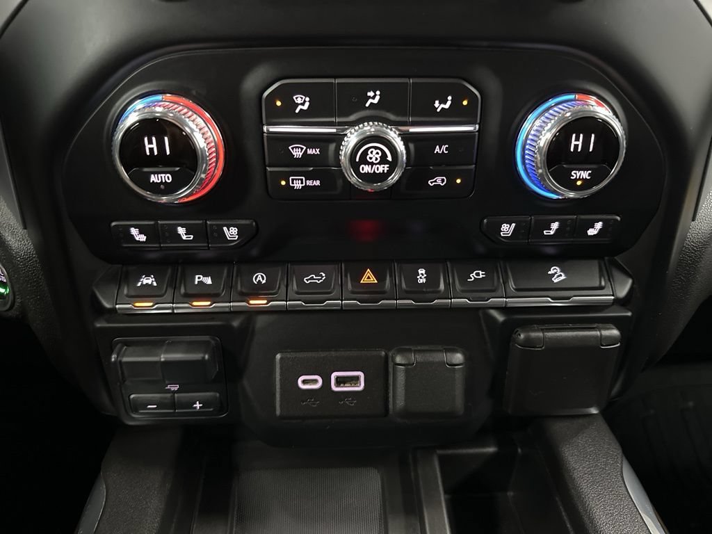 Used 2021 GMC Sierra 1500 SLT w/ SLT Premium Plus Package AWD/4WD image 27