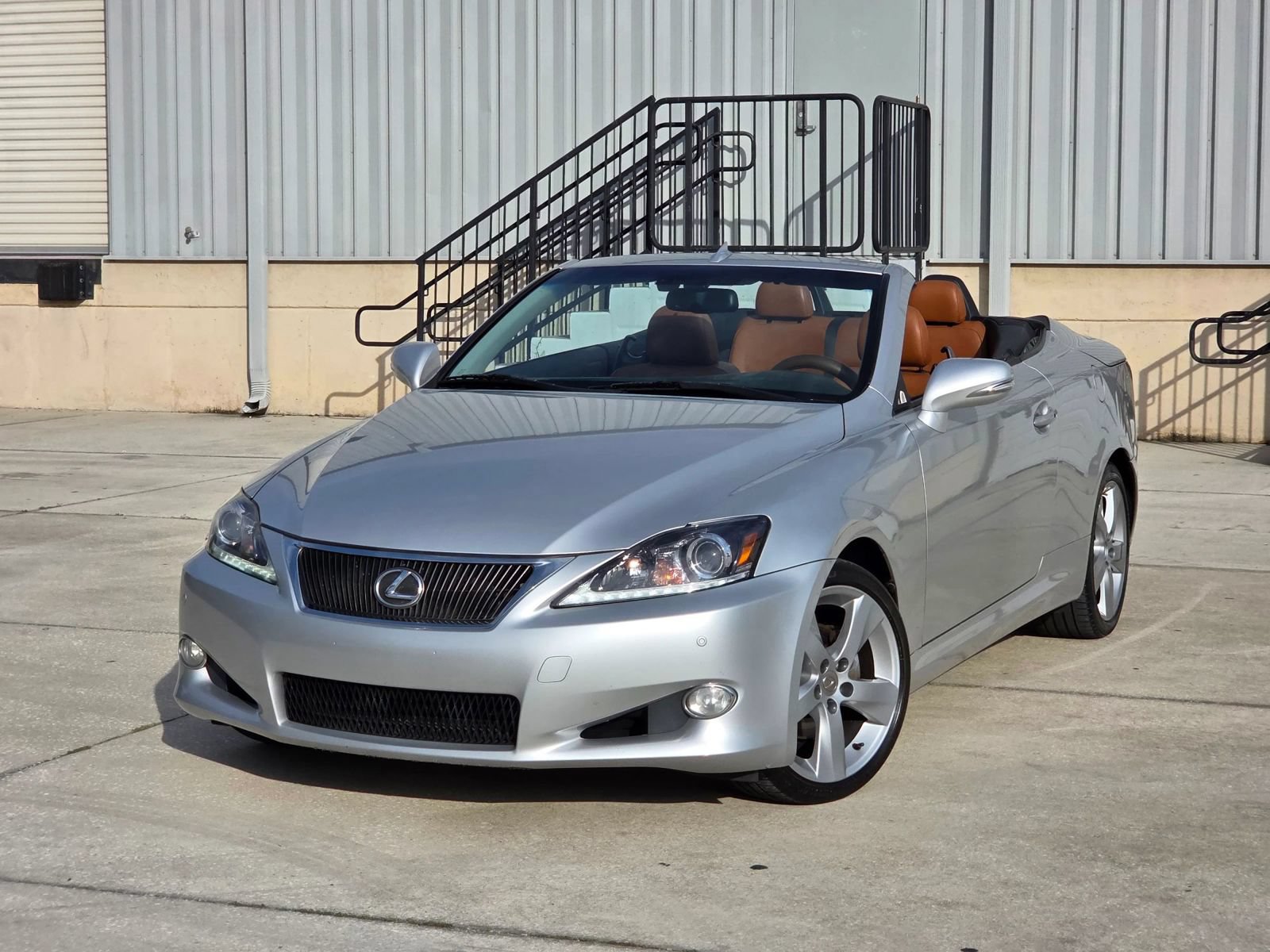Used 2012 Lexus IS 250C w/ Luxury Pkg RWD image 8