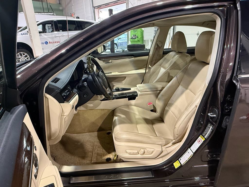 Used 2013 Lexus ES 350 w/ Premium Pkg image 8