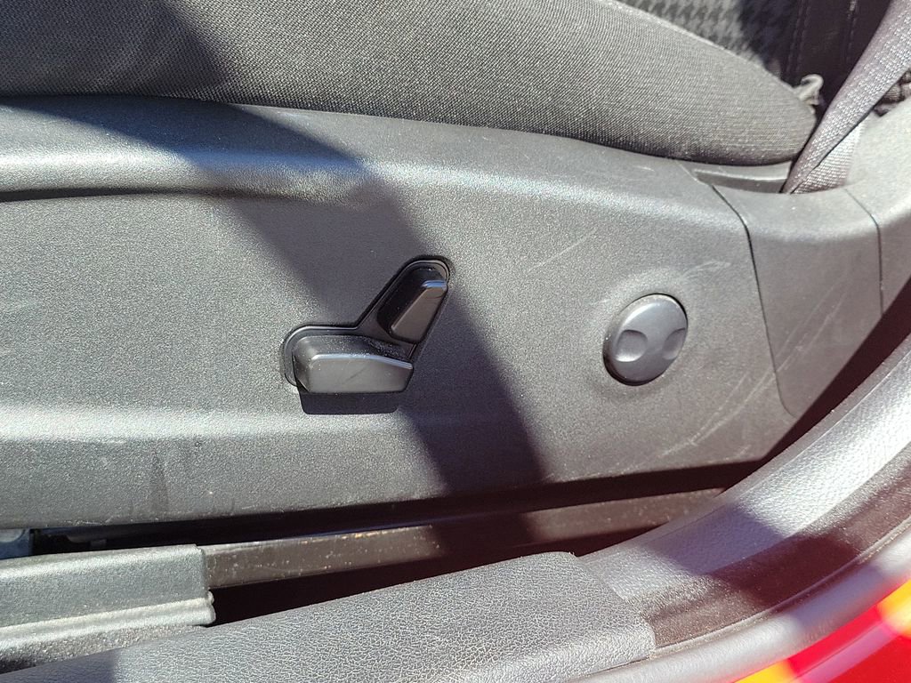 Used 2023 Dodge Charger SXT image 10