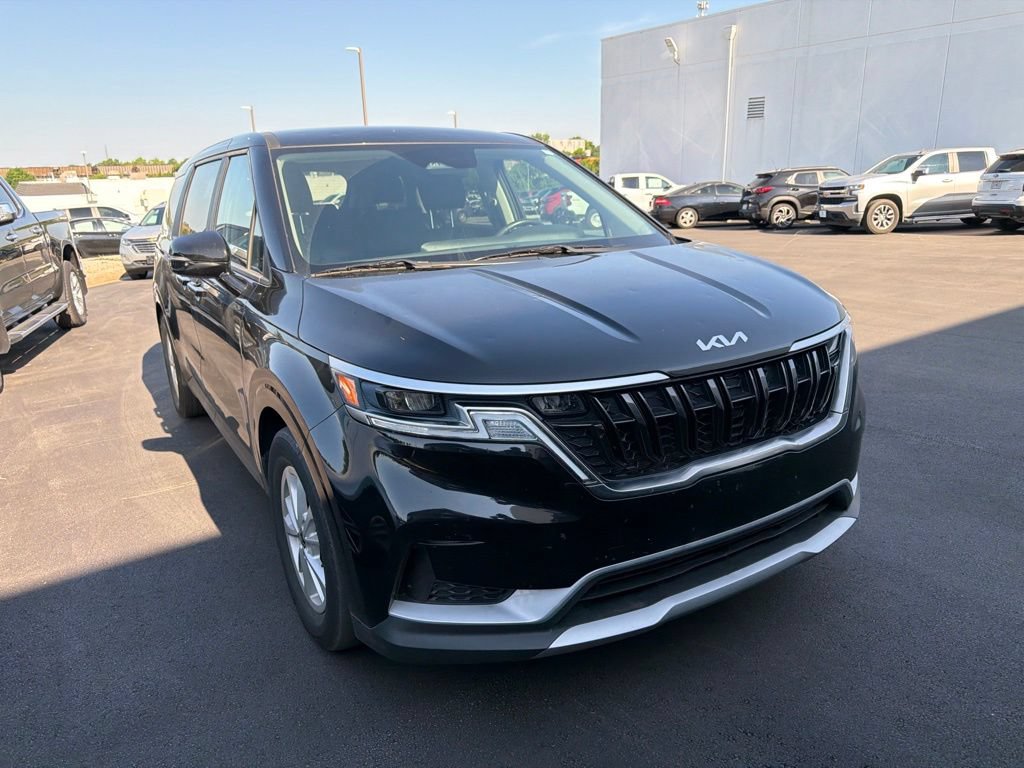 Used 2024 Kia Carnival LX FWD video 1