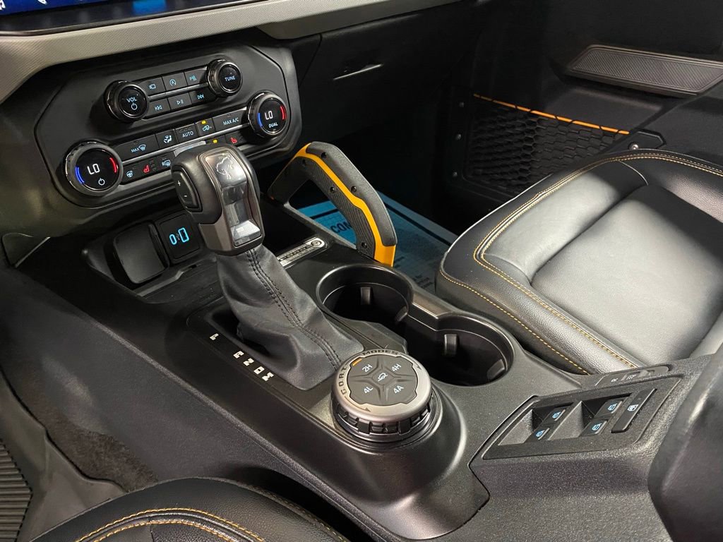 Used 2023 Ford Bronco Badlands image 27