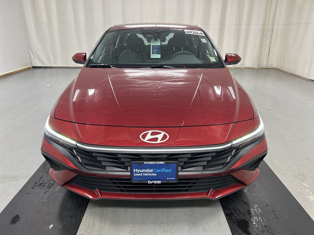 Used 2024 Hyundai Elantra SEL FWD image 3