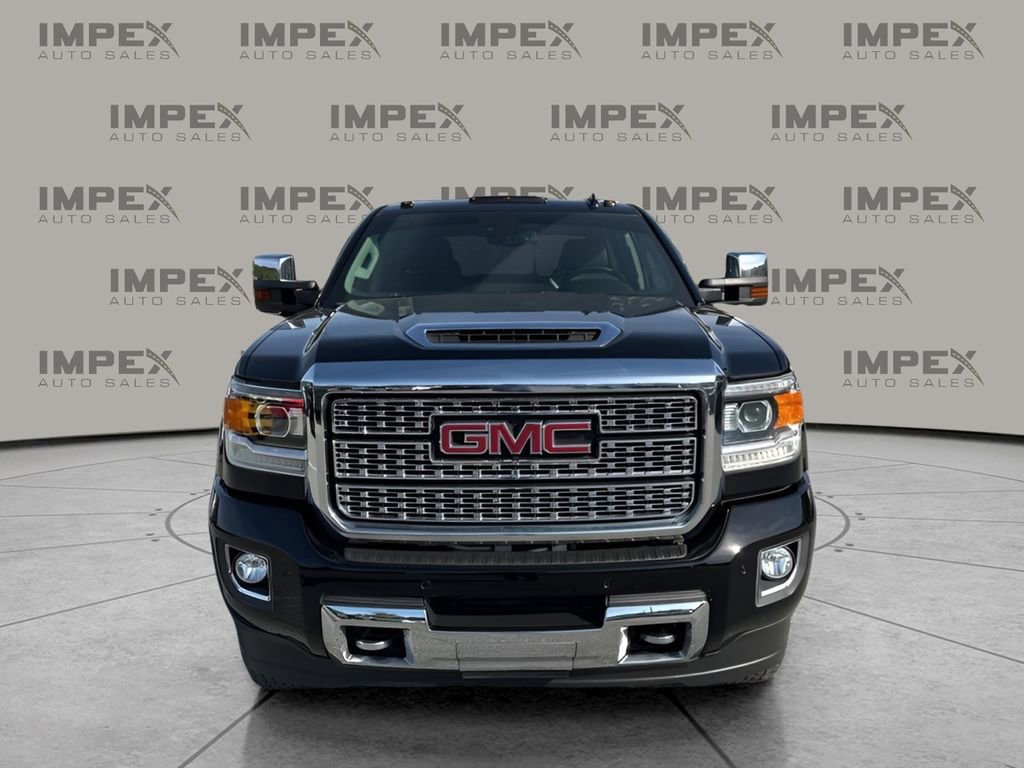 Used 2019 GMC Sierra 2500 Denali w/ Duramax Plus Package image 8