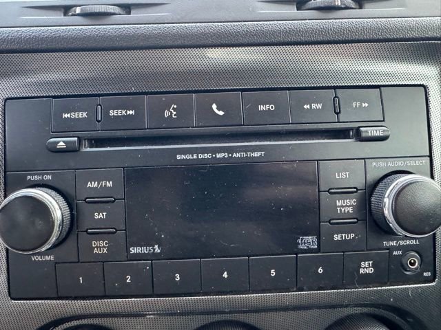 Used 2013 Dodge Challenger SXT image 16