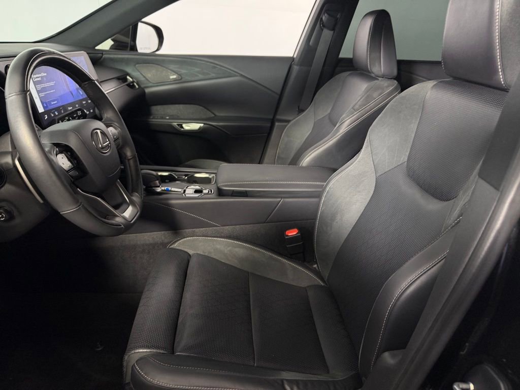 Used 2023 Lexus RX 350 FWD w/ Cold Area Package image 21