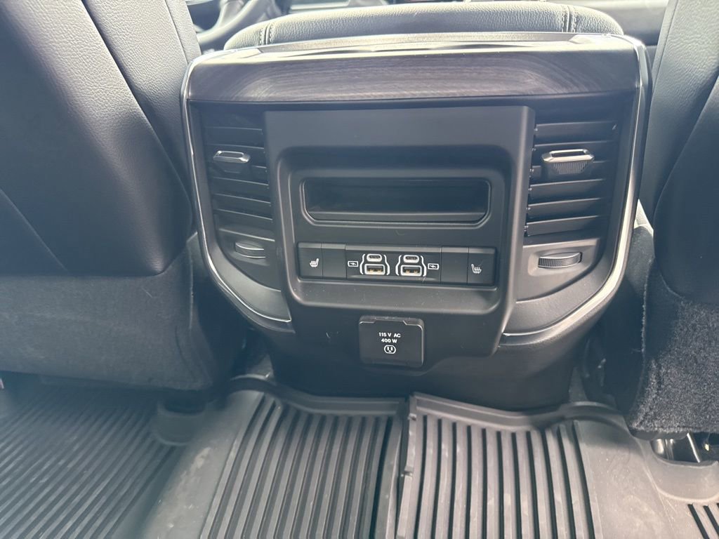 Used 2026 RAM 2500 Laramie AWD/4WD image 12