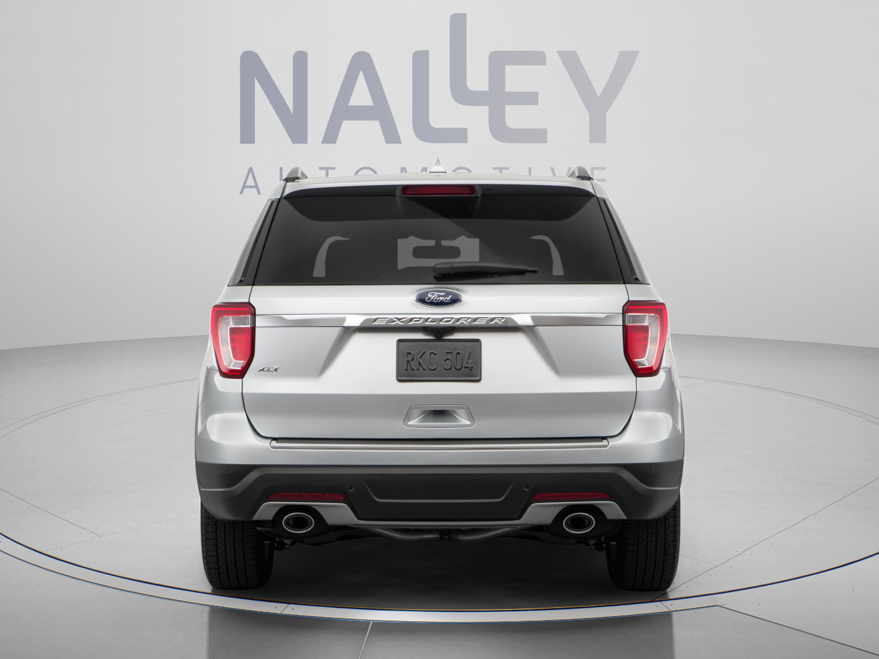 Used 2018 Ford Explorer Limited FWD image 3