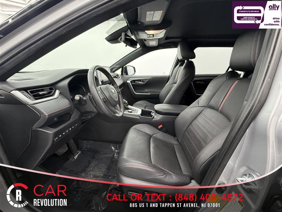 Used 2022 Toyota RAV4 XSE w/ Premium Package image 12