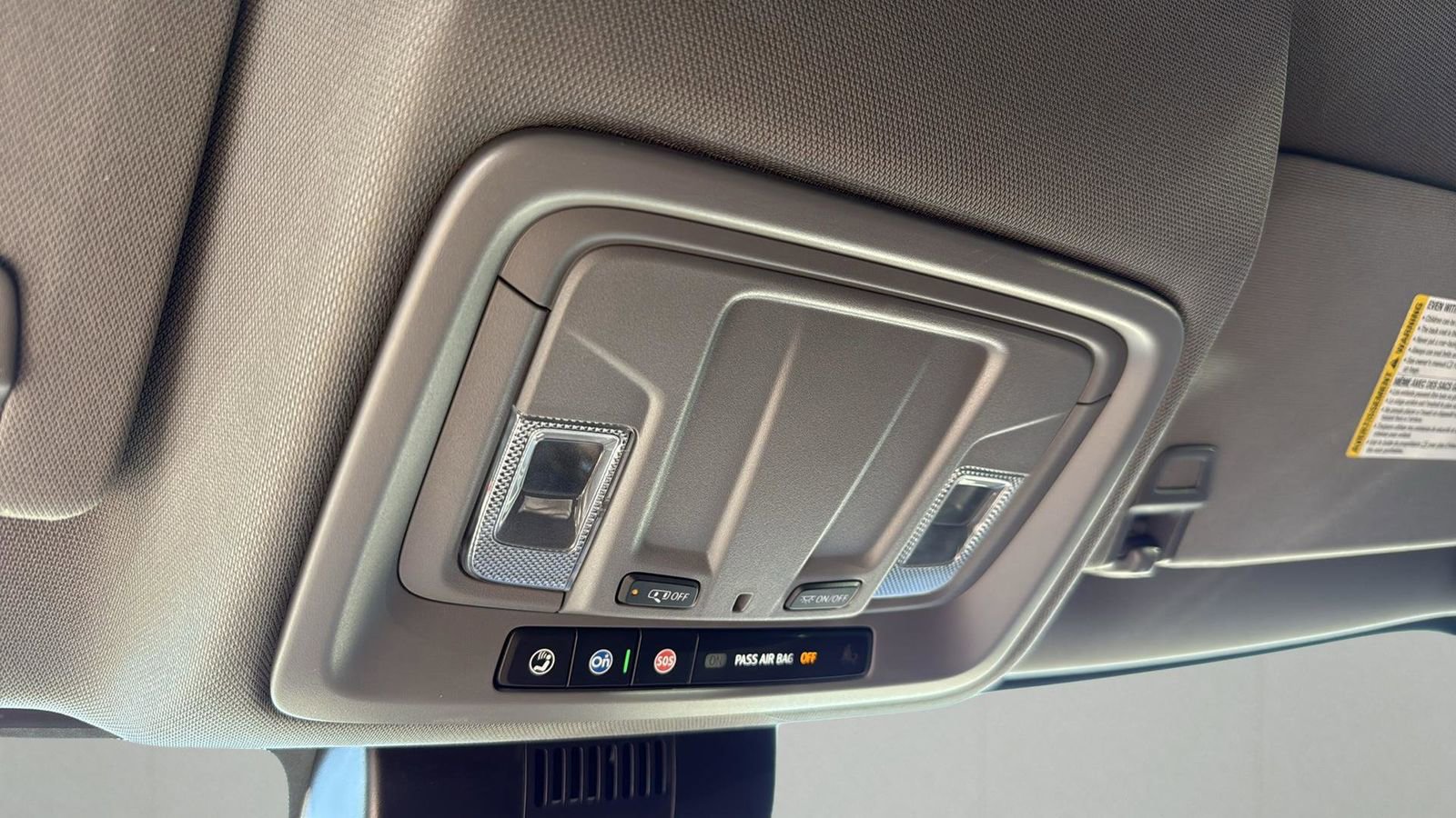 Used 2025 Chevrolet Silverado 1500 Custom image 23