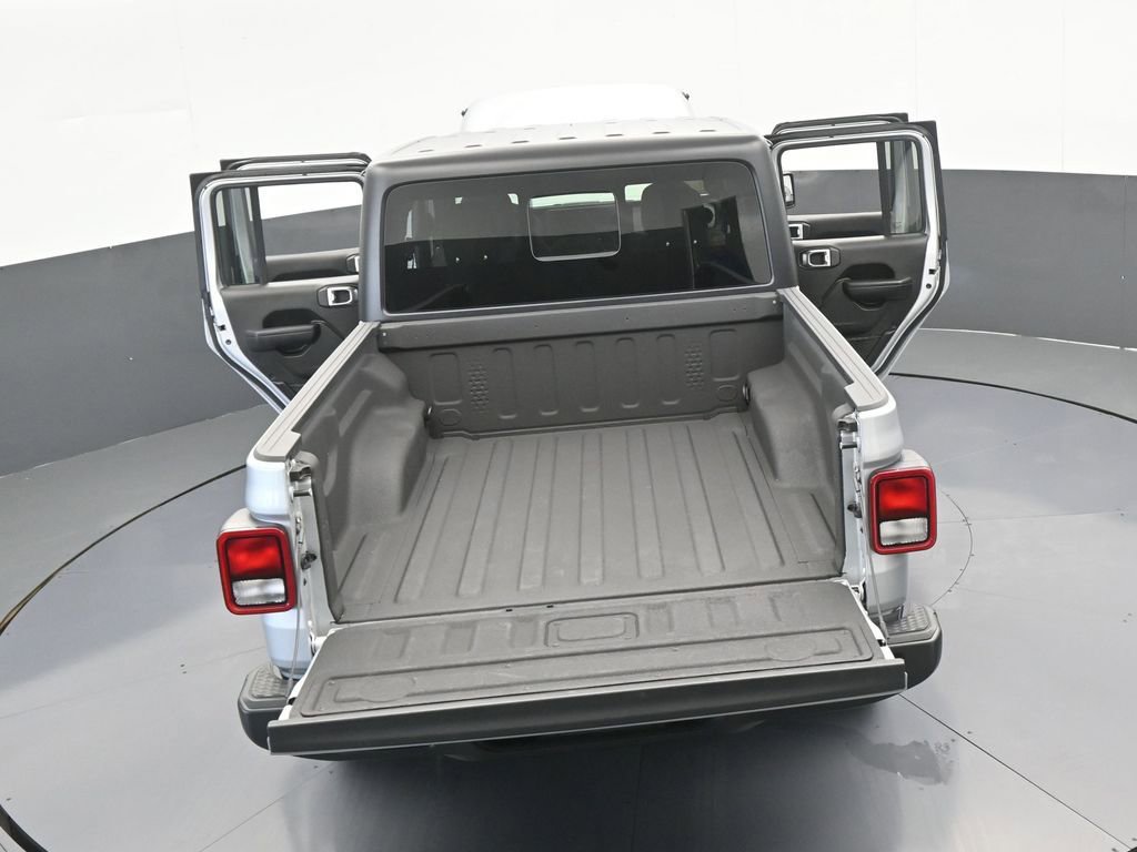 Used 2024 Jeep Gladiator Sport image 58