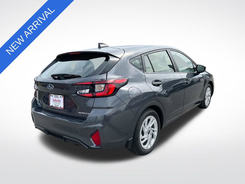 Used 2025 Subaru Impreza 2.0i image 3