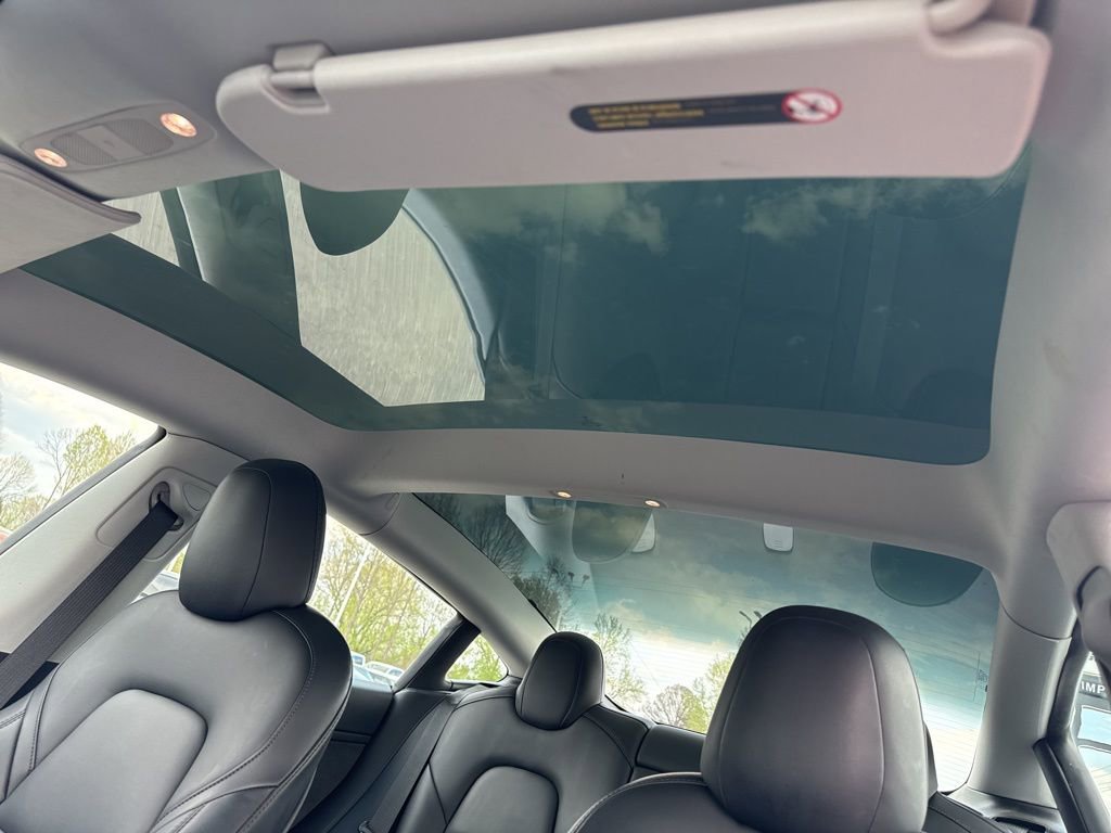 Used 2021 Tesla Model 3 Standard Range Plus RWD image 10