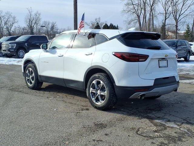 Used 2023 Chevrolet Blazer LT w/ Driver Confidence Package image 6