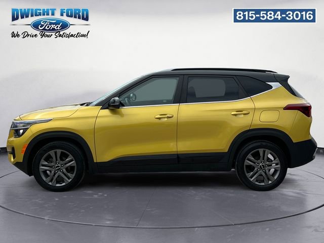 Used 2023 Kia Seltos S w/ Navigation Package FWD image 2