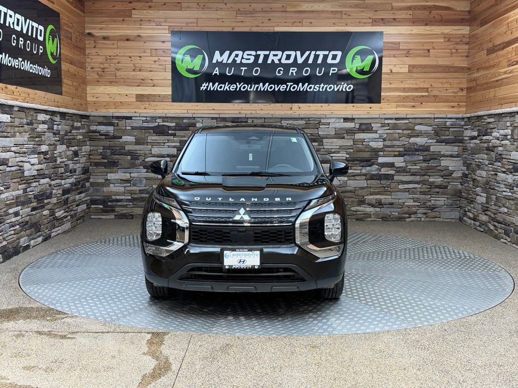 Used 2022 Mitsubishi Outlander ES AWD/4WD video 3