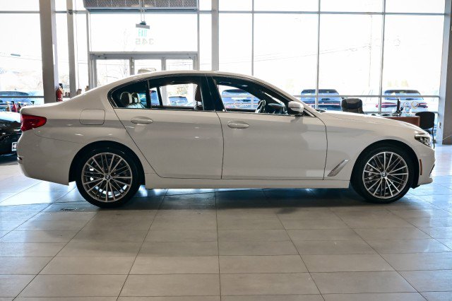 Used 2020 BMW 530i w/ Convenience Package image 4