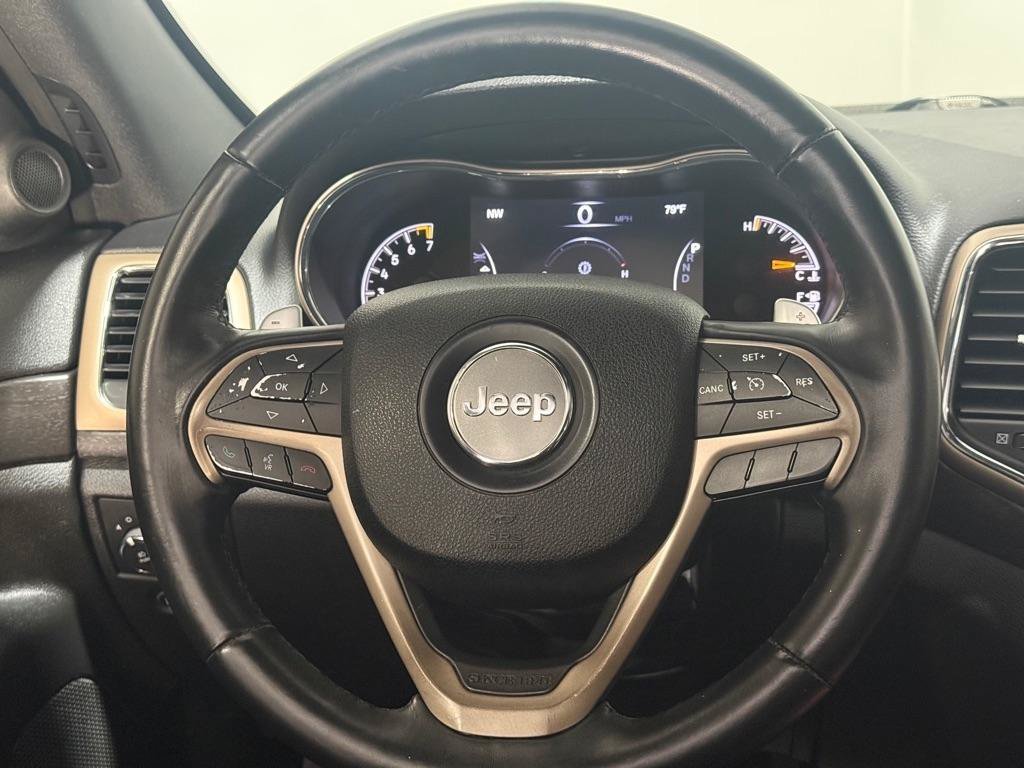 Used 2016 Jeep Grand Cherokee Laredo w/ Quick Order Package 23E AWD/4WD image 14