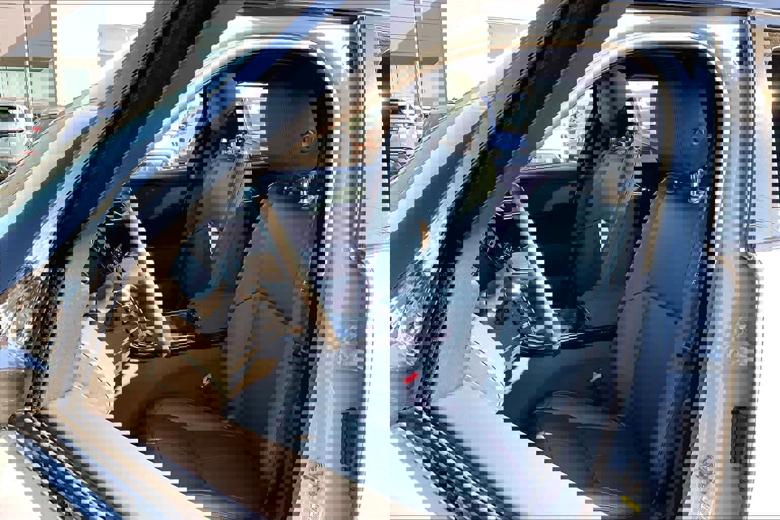 New 2026 Land Rover Range Rover Velar Dynamic SE image 11