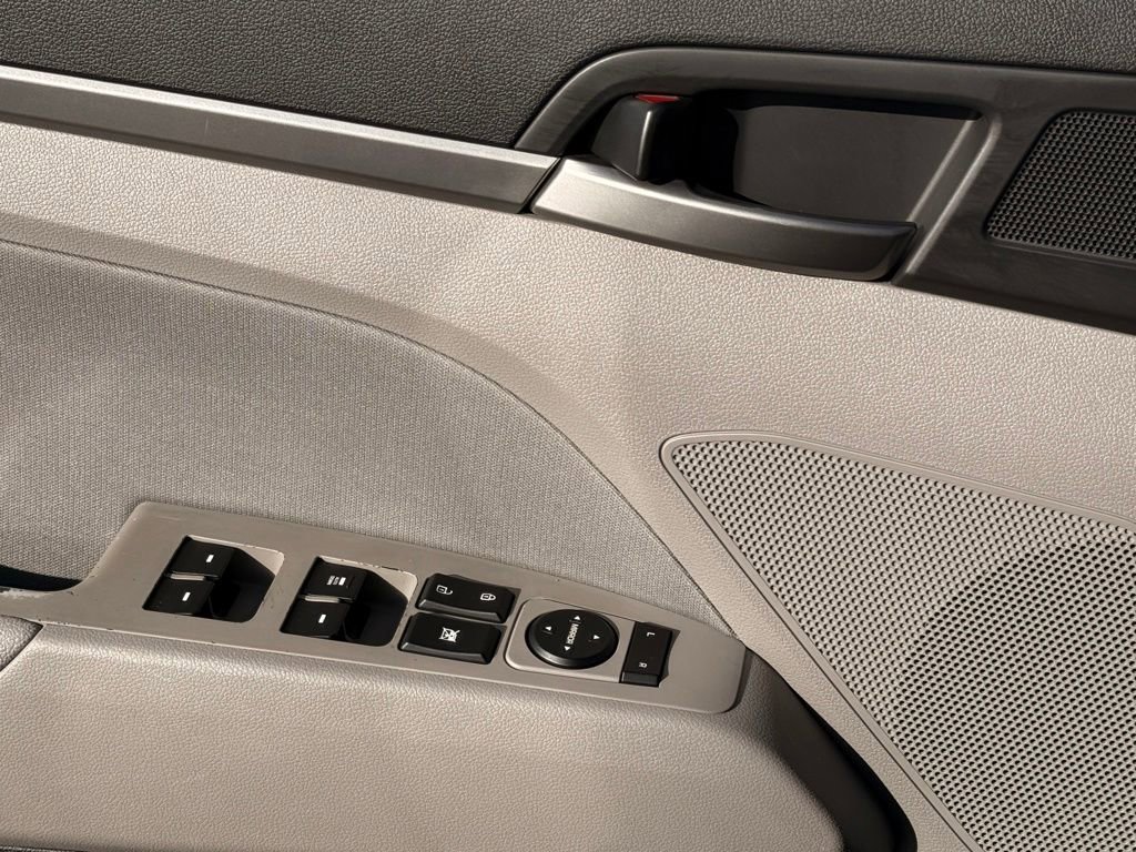 Used 2017 Hyundai Elantra SE image 22