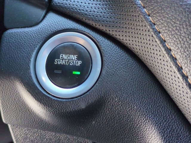 Used 2018 Chevrolet Equinox Premier image 17