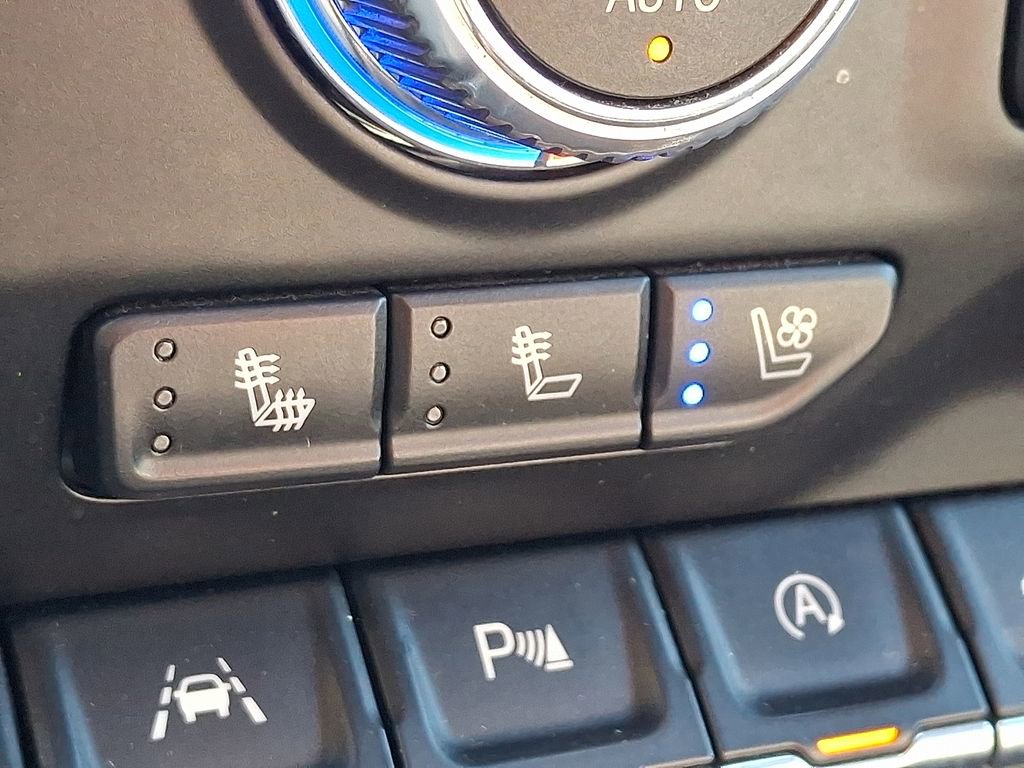 Used 2020 GMC Sierra 1500 AT4 w/ AT4 Premium Package image 26