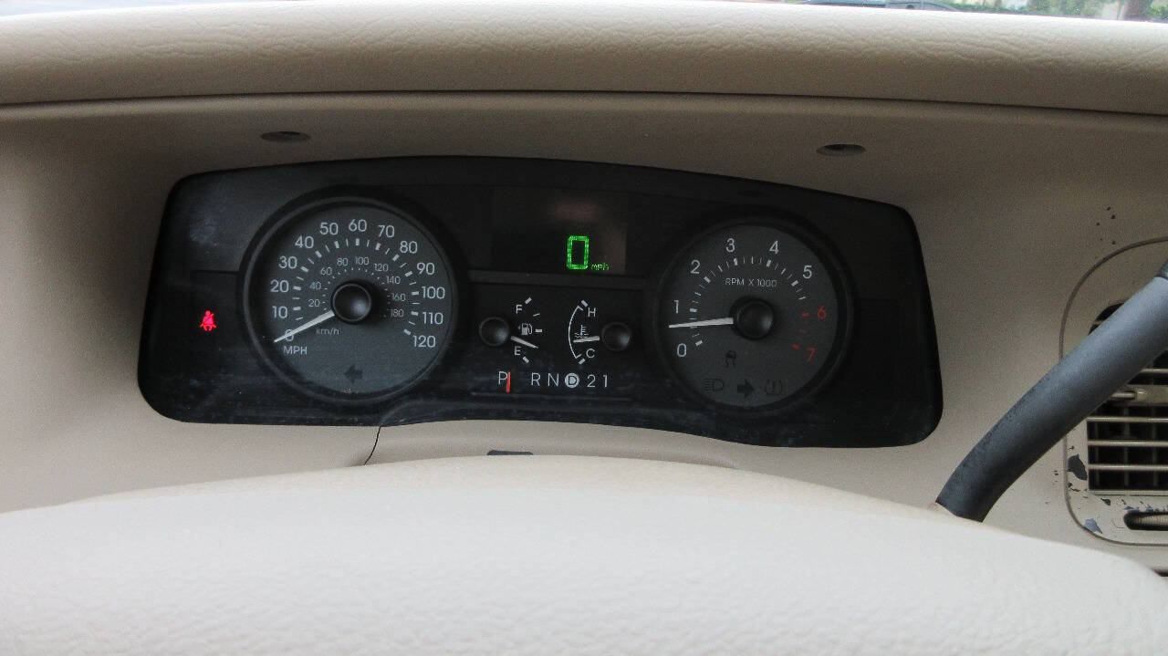 Used 2006 Mercury Grand Marquis LS RWD image 29