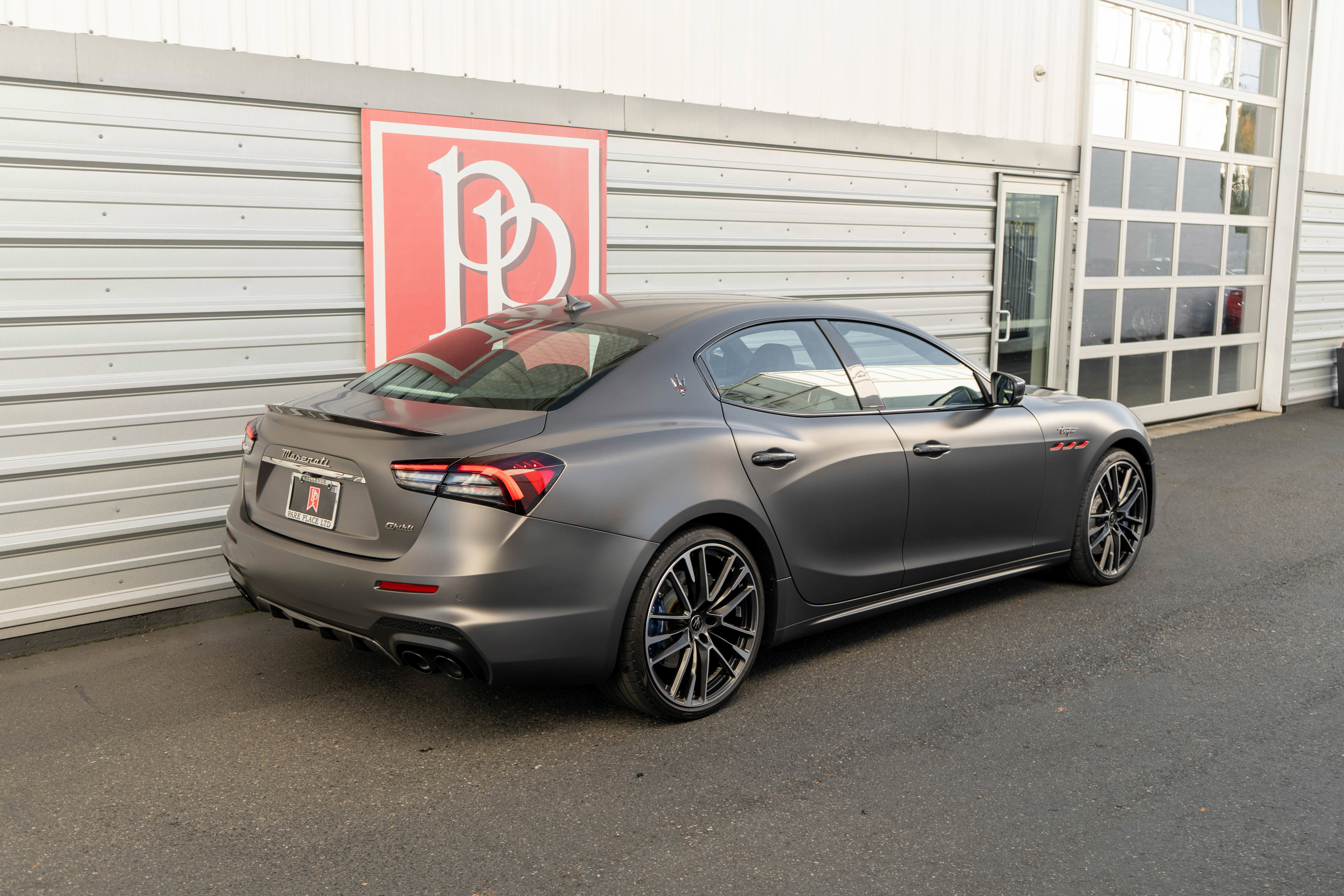 Used 2022 Maserati Ghibli Trofeo image 42