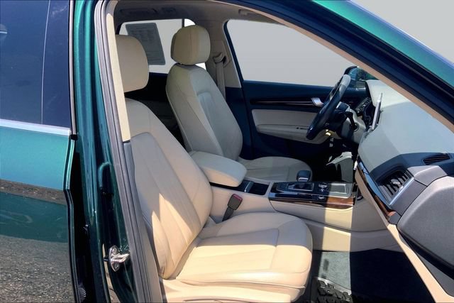 Used 2019 Audi Q5 Premium Plus w/ Premium Plus Package AWD/4WD image 7