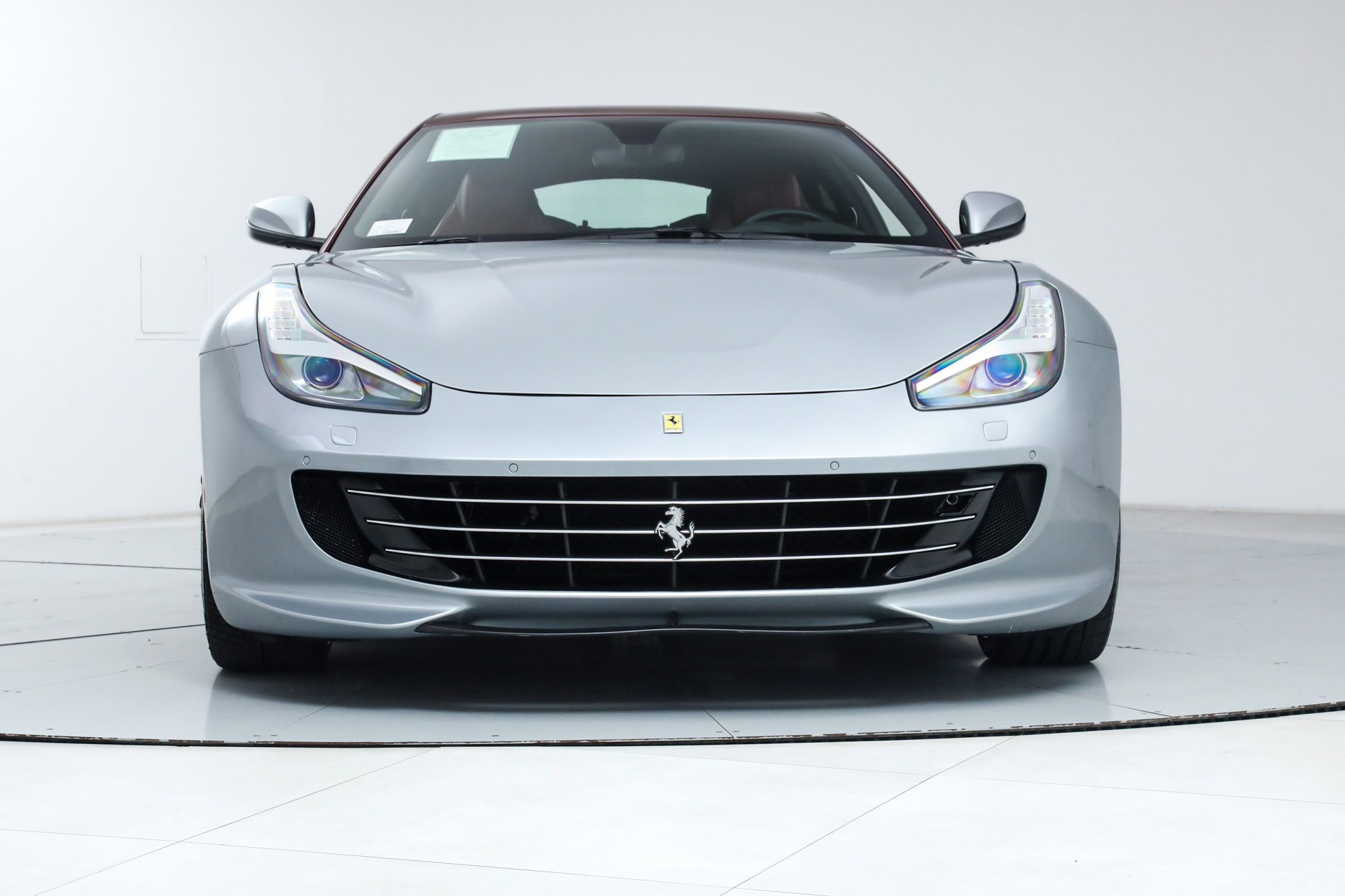 Certified 2018 Ferrari GTC4Lusso image 11