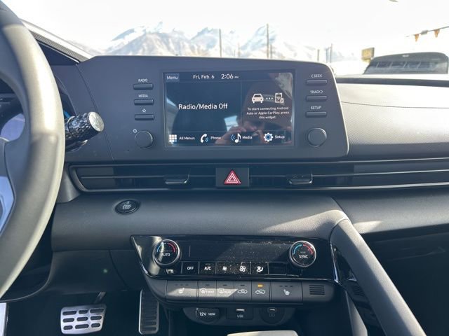 New 2026 Hyundai Elantra SEL Sport Premium image 17