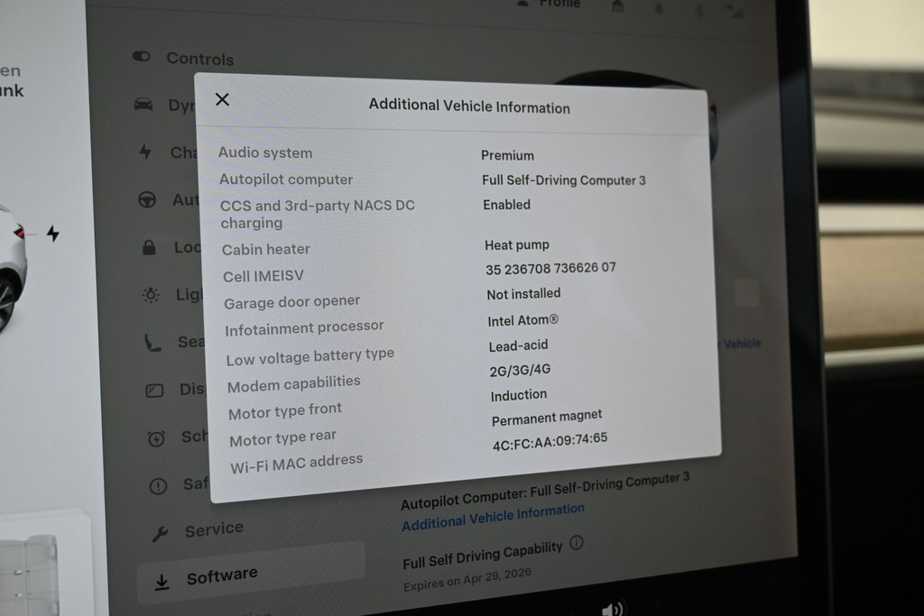 Used 2021 Tesla Model Y Long Range image 16