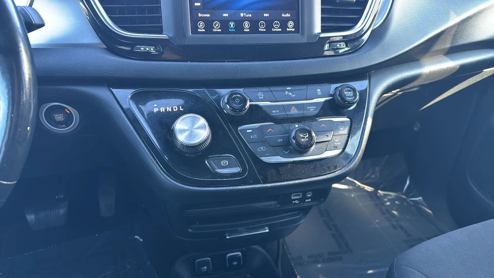 Used 2020 Chrysler Pacifica Touring w/ S Appearance Package FWD image 36