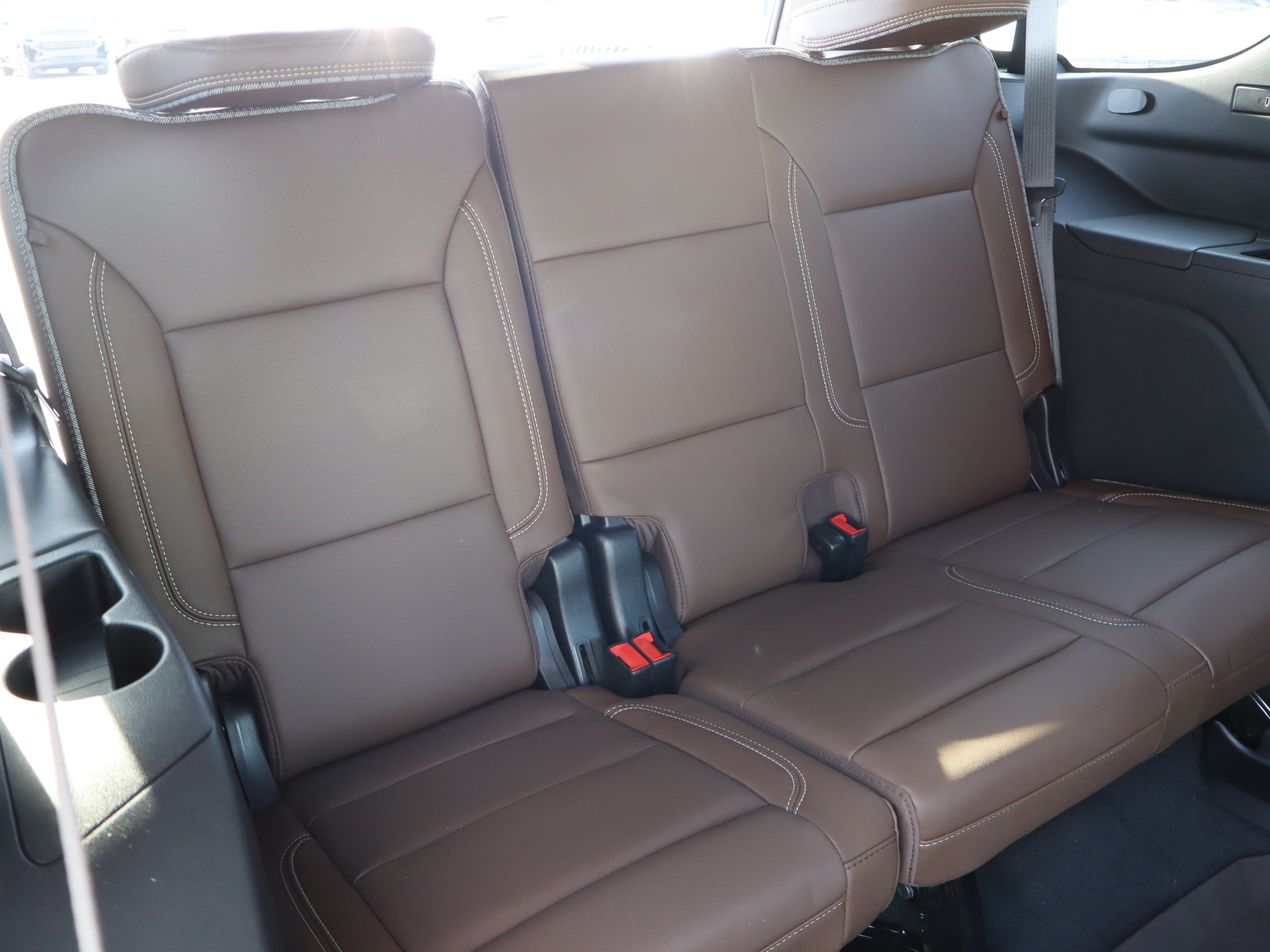 Used 2022 Chevrolet Tahoe High Country AWD/4WD image 38