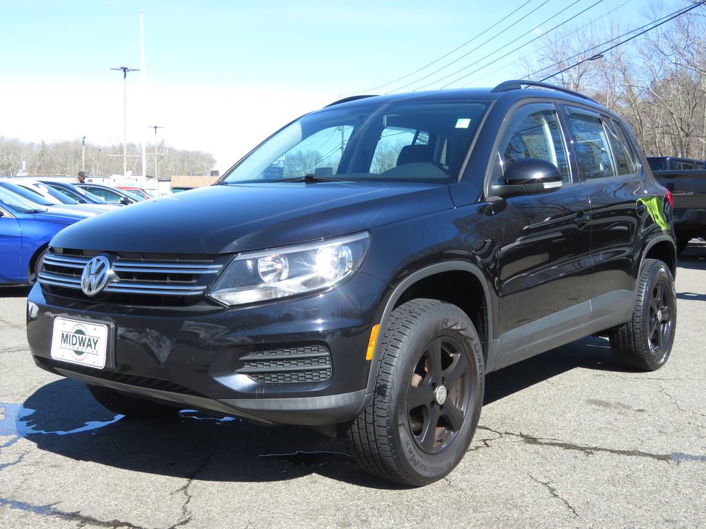 Used 2017 Volkswagen Tiguan Limited w/ Premium Package